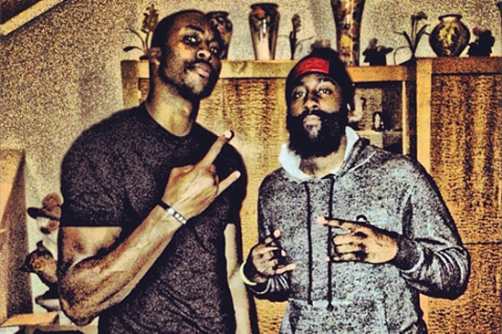 担额外风险 担额外风险