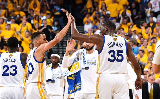 连续两回合 连续两回合